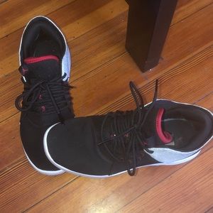 Air Jordan 1st class (big boys)